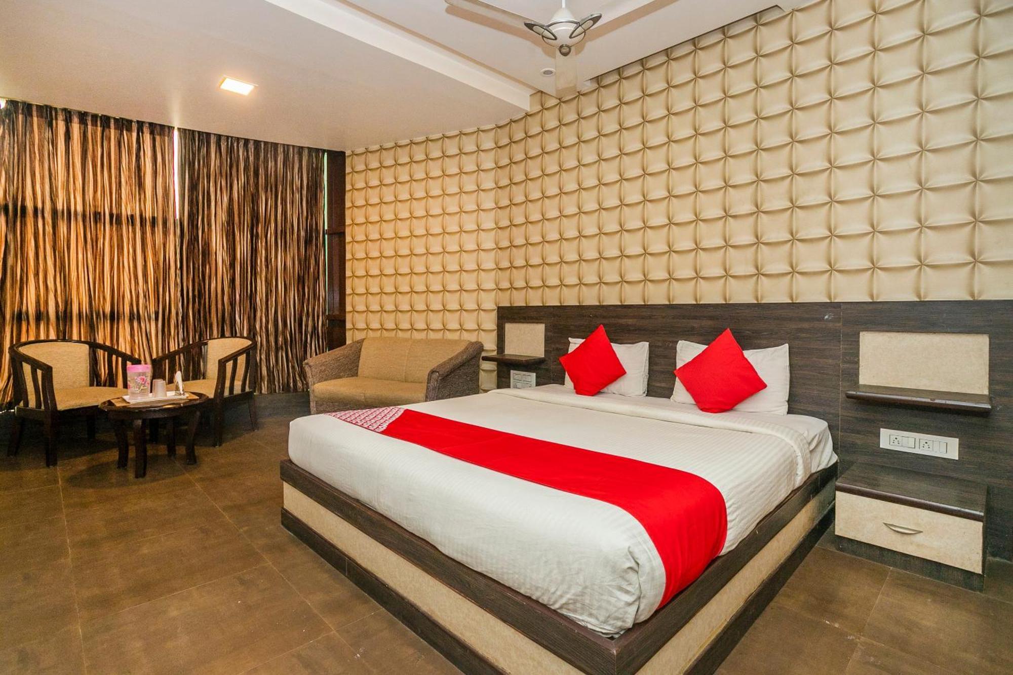 Super Collection O Indian Suites Near Sitara Restaurant Bangalore Eksteriør billede