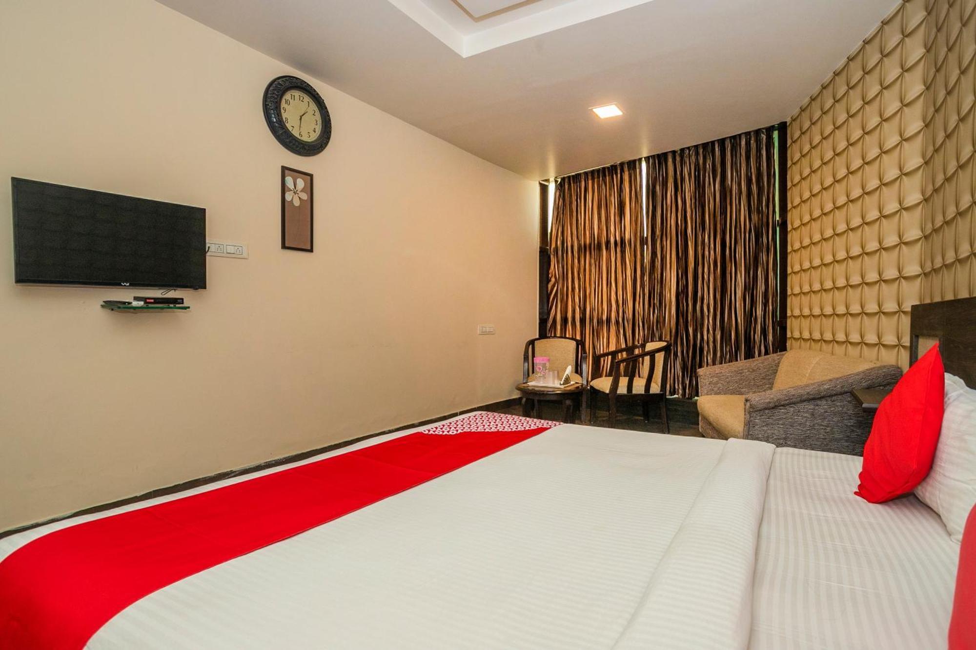 Super Collection O Indian Suites Near Sitara Restaurant Bangalore Eksteriør billede