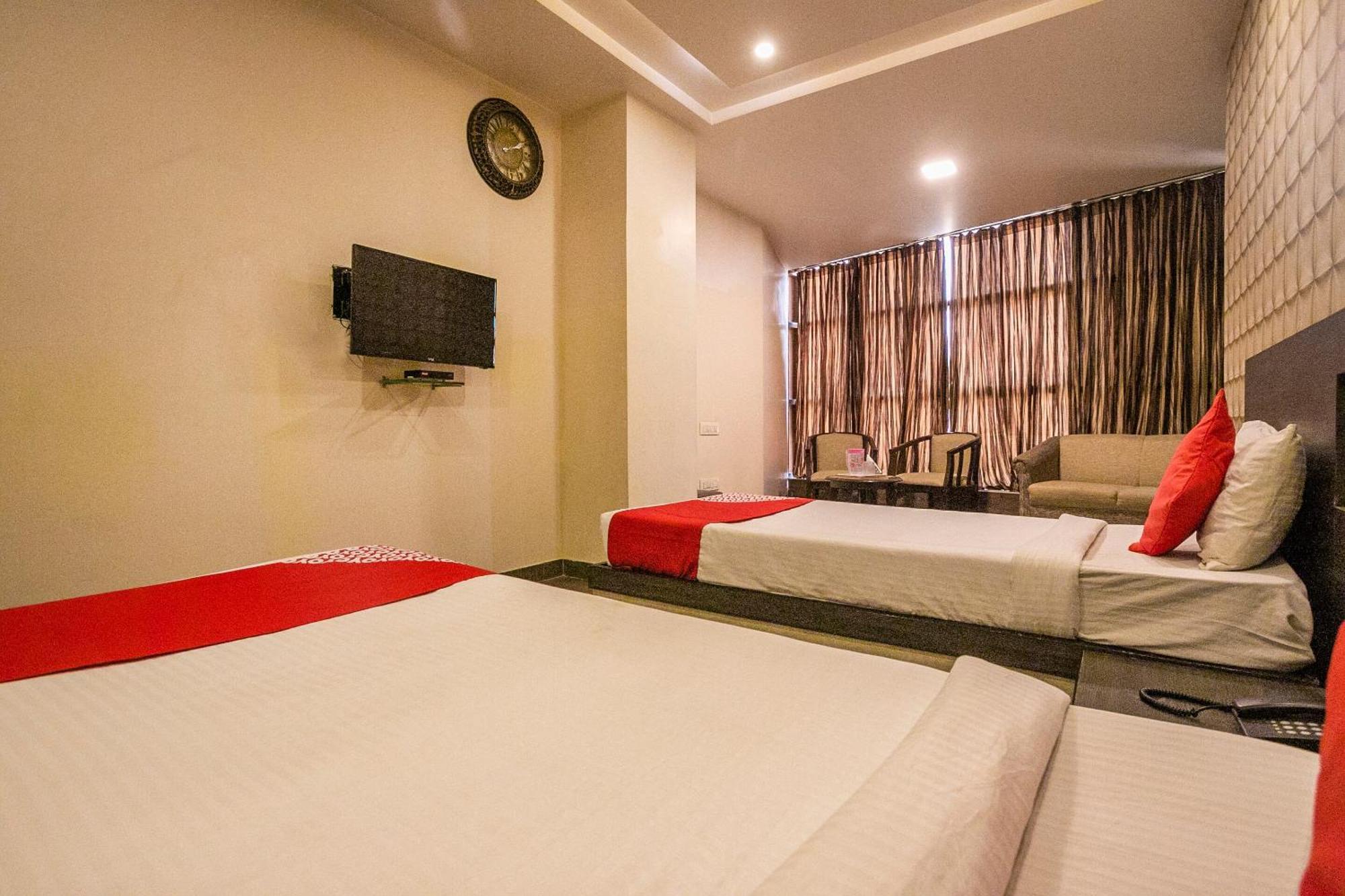 Super Collection O Indian Suites Near Sitara Restaurant Bangalore Eksteriør billede
