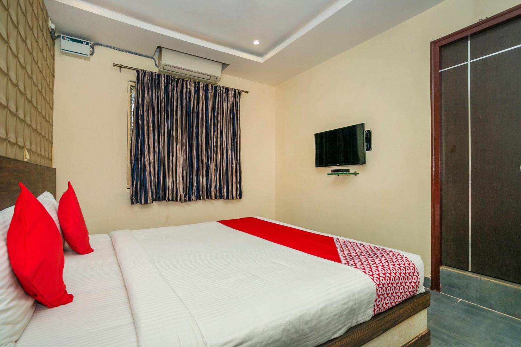 Super Collection O Indian Suites Near Sitara Restaurant Bangalore Eksteriør billede